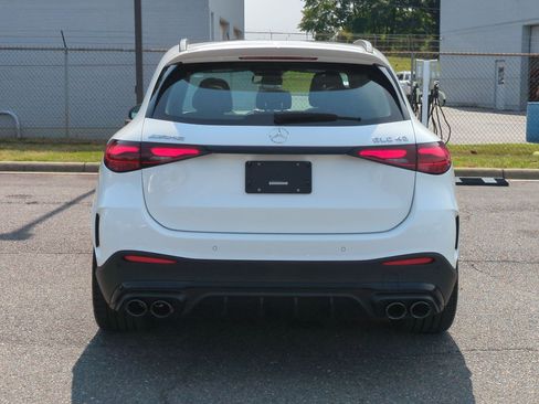 Certified 2026 Mercedes-Benz GLC 43 AMG 4MATIC image 4