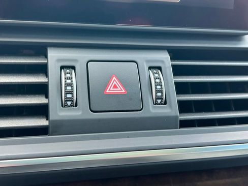 Used 2020 Audi Q5 2.0T Premium image 35