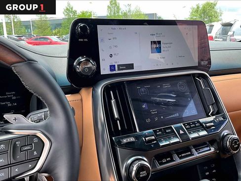 Used 2026 Lexus LX 700h Luxury w/ Appearance Package image 5