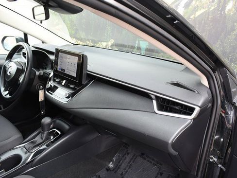 Certified 2024 Toyota Corolla LE image 24