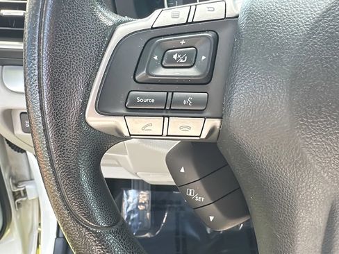 Used 2016 Subaru Forester 2.5i Premium AWD/4WD image 31