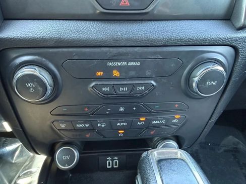 Used 2019 Ford Ranger Lariat w/ Equipment Group 501A Mid AWD/4WD image 22