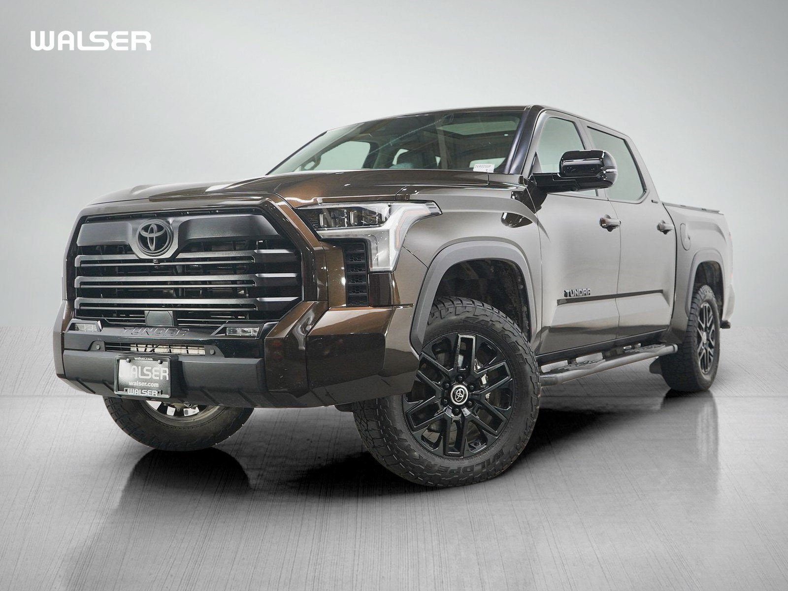 Used 2024 Toyota Tundra Limited AWD/4WD image 1