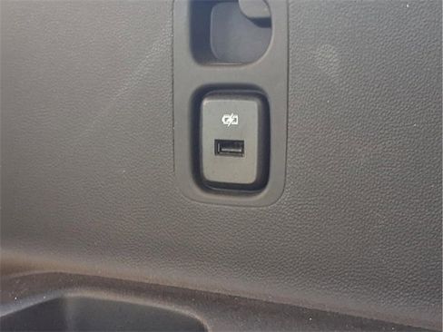 Certified 2019 Buick Enclave Essence image 26