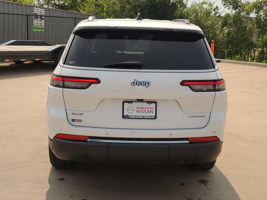 Used 2024 Jeep Grand Cherokee L Laredo w/ Luxury Tech Group I AWD/4WD image 3