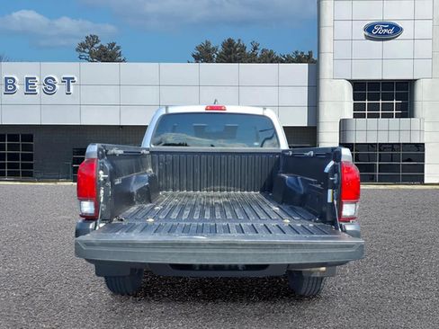 Used 2021 Toyota Tacoma SR AWD/4WD image 6