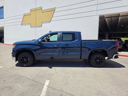 Used 2023 Chevrolet Silverado 1500 LT RWD image 3