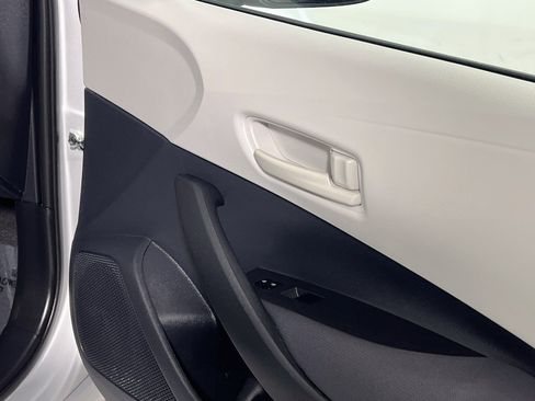 Used 2022 Toyota Corolla L FWD image 32