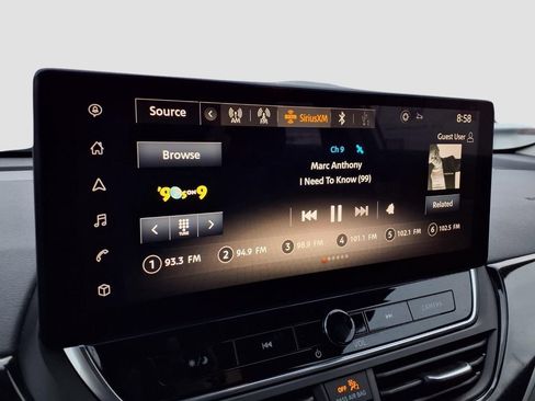 Used 2024 Nissan Altima 2.0 SR image 12