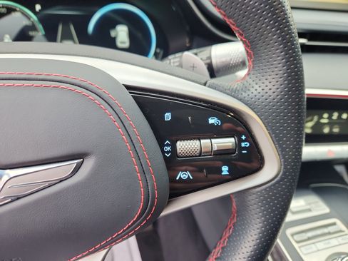 Used 2022 Genesis GV70 3.5T Sport w/ Sport Prestige Package image 30