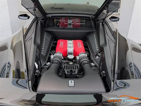 Used 2012 Ferrari 458 Italia Coupe RWD image 38