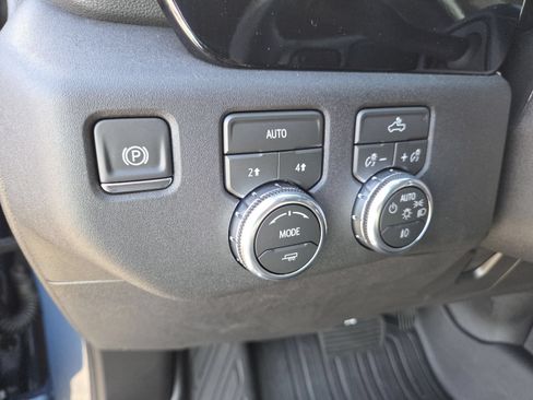 Used 2026 GMC Sierra 1500 Elevation w/ Elevation Select Package AWD/4WD image 5