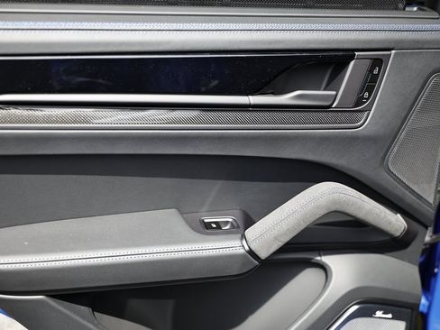 New 2025 Porsche Cayenne GTS image 23