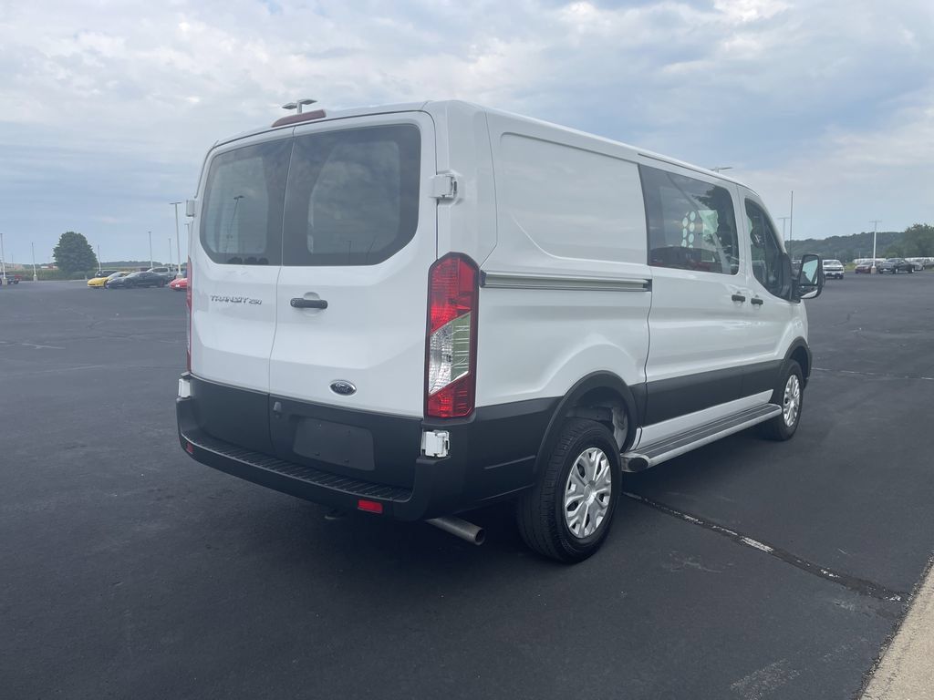Used 2025 Ford Transit 250 Low Roof w/ Exterior Upgrade Package RWD image 3