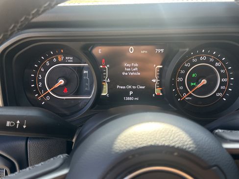 Used 2026 Jeep Gladiator Mojave AWD/4WD image 26