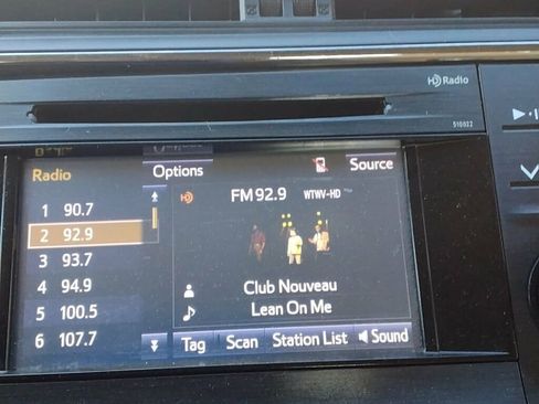 Used 2015 Toyota Avalon XLE image 17