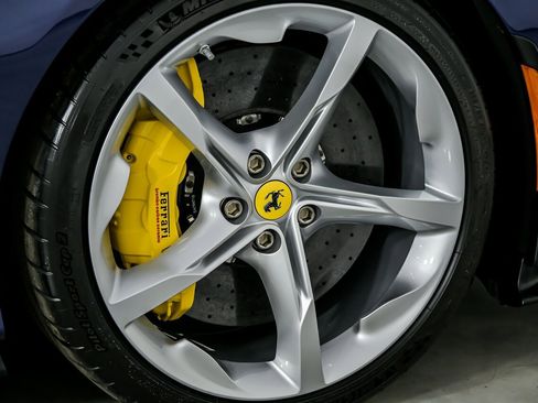 Used 2023 Ferrari SF90 Stradale image 17