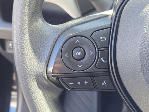 Used 2025 Toyota RAV4 XLE w/ Convenience Package image 23