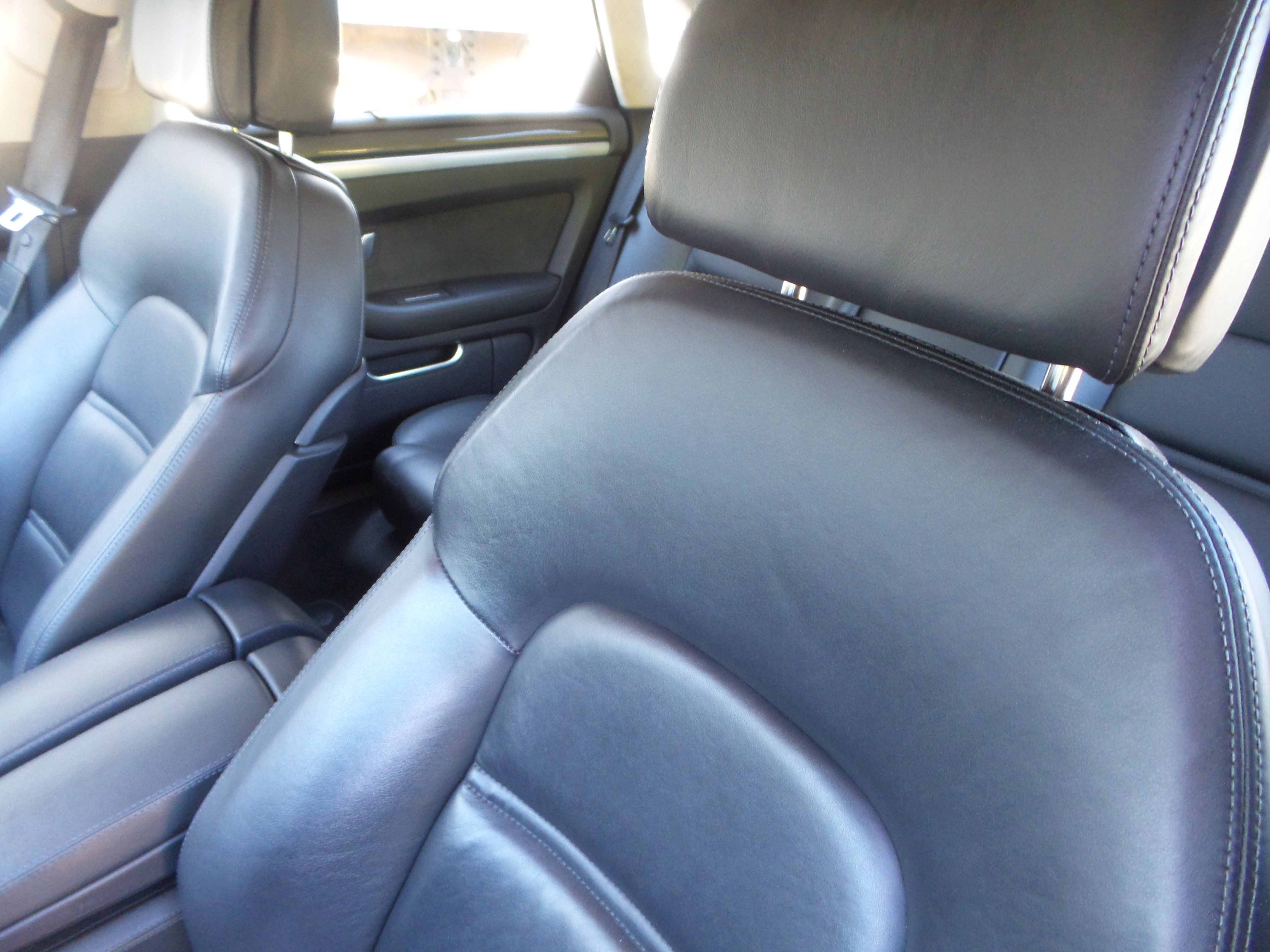 Used 2009 Audi S8 AWD/4WD image 43