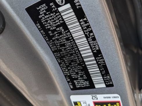 Certified 2025 Toyota Camry XLE FWD image 38