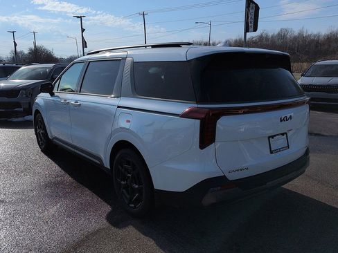 New 2026 Kia Carnival SX Prestige FWD image 5