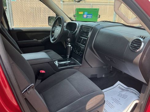 Used 2010 Ford Explorer XLT AWD/4WD image 24