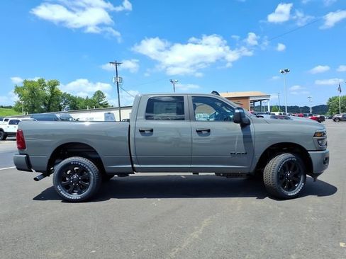 New 2026 RAM 2500 Big Horn AWD/4WD image 2