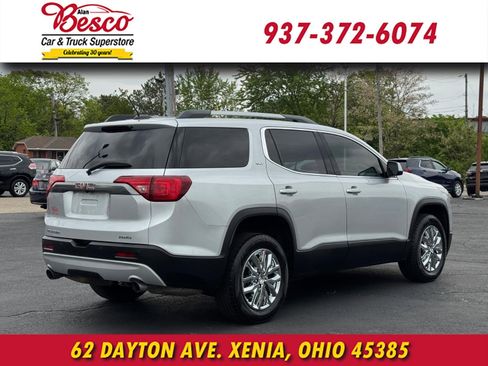 Used 2019 GMC Acadia SLT w/ LPO, Black Accent Package AWD/4WD image 4