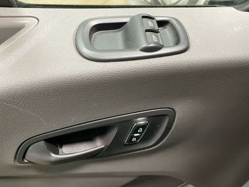 Used 2023 Ford Transit 350 XL image 21