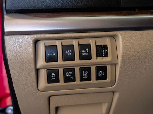 Used 2017 Subaru Outback 2.5i Limited image 27