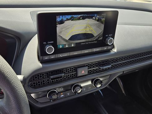 Used 2025 Honda HR-V LX image 21
