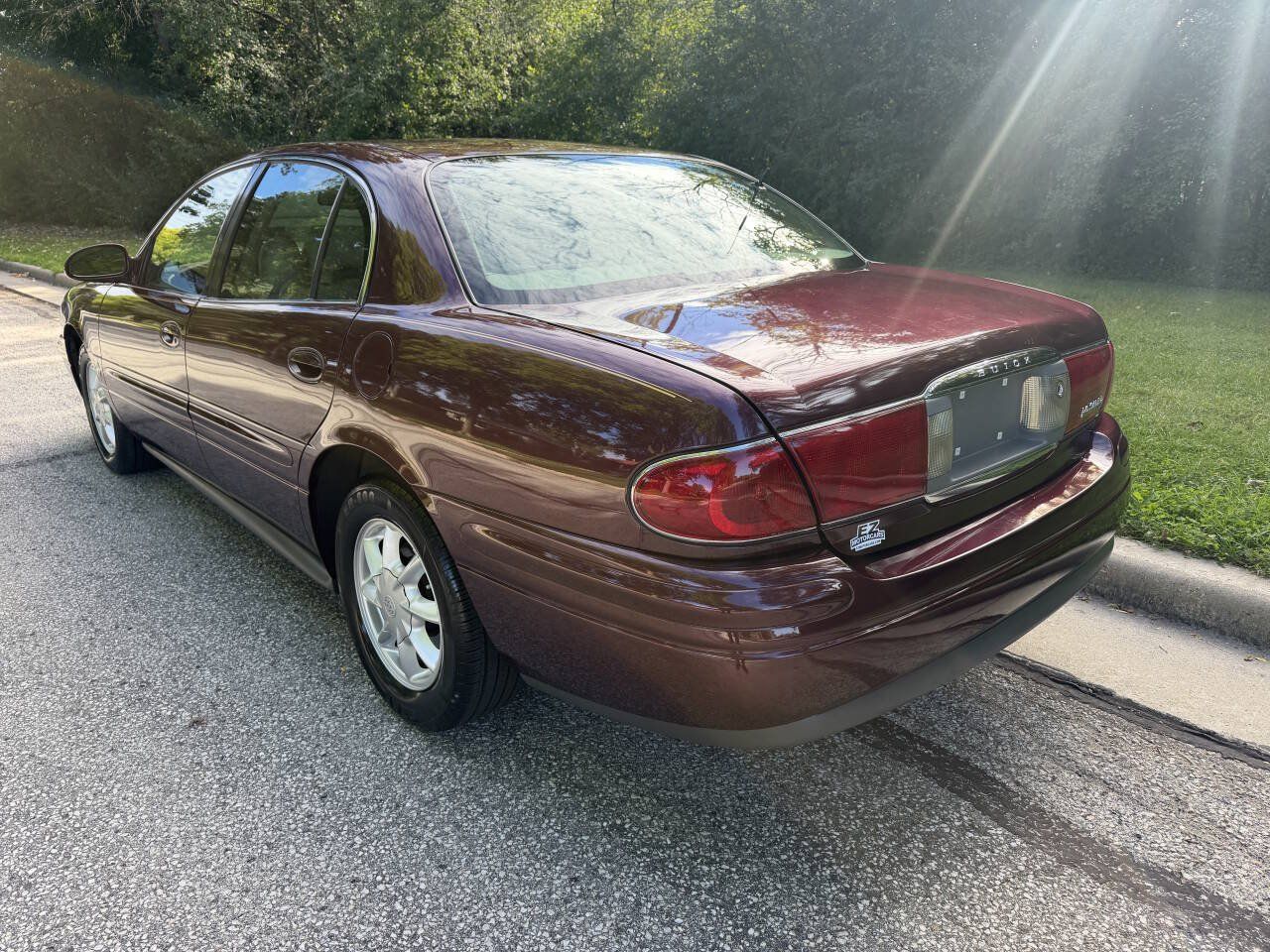 Used 2004 Buick Le Sabre Limited w/ Gran Touring Package FWD image 3