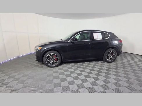 Used 2020 Alfa Romeo Stelvio Ti w/ Active Blind Spot Package AWD/4WD image 48