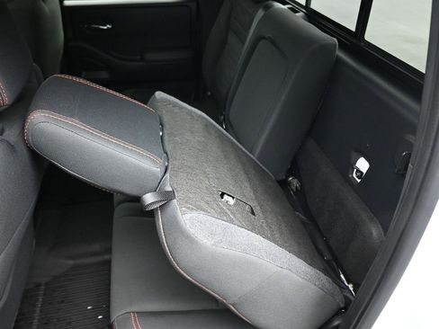 Used 2022 Nissan Frontier PRO-4X w/ Off-Road Protection Package image 34