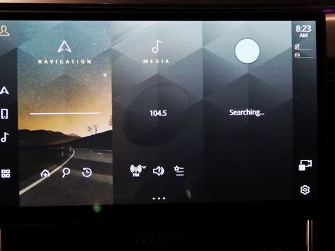 Used 2021 Jaguar XF R-Dynamic SE image 50