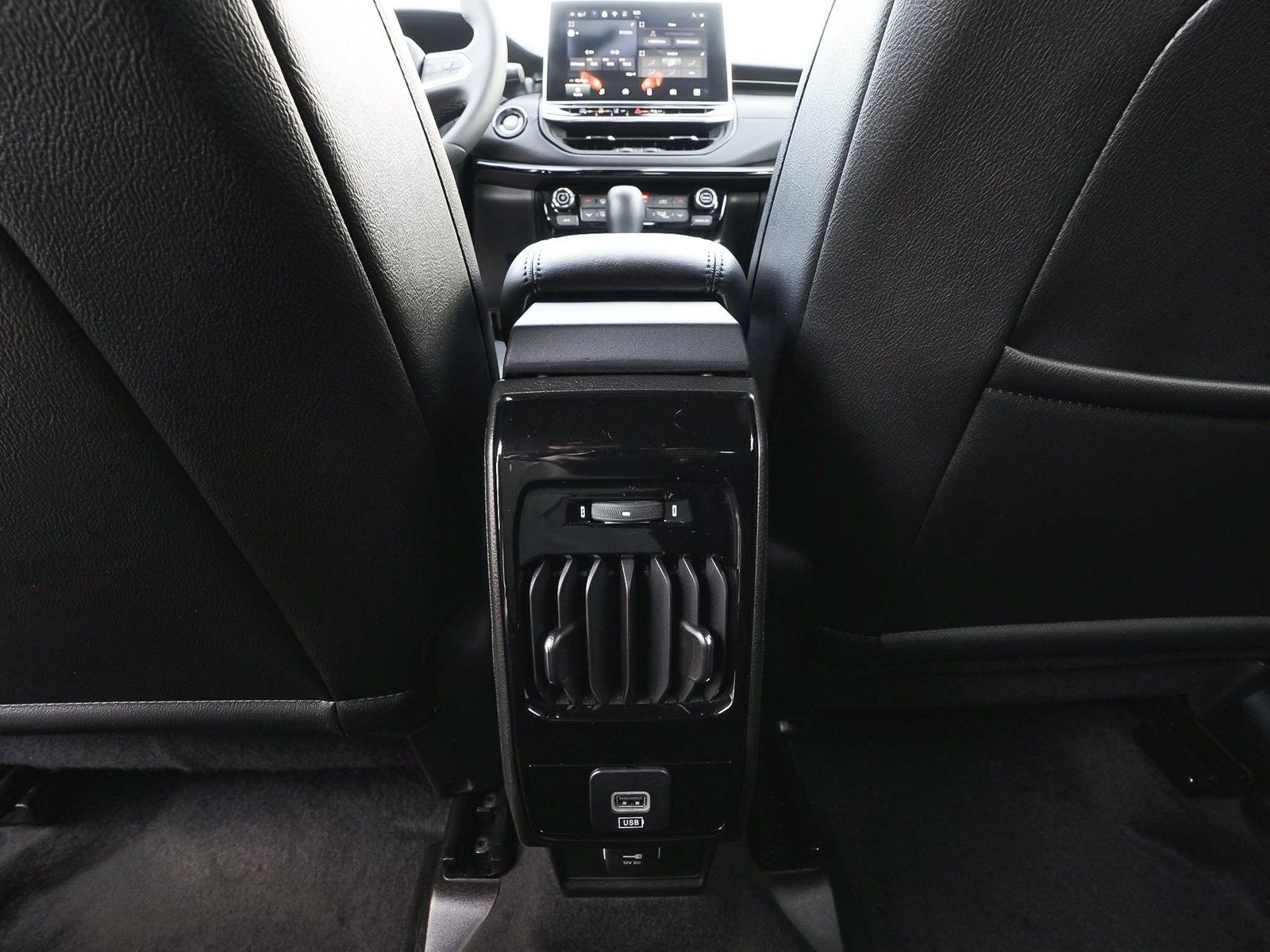 Used 2026 Jeep Compass Limited AWD/4WD image 40