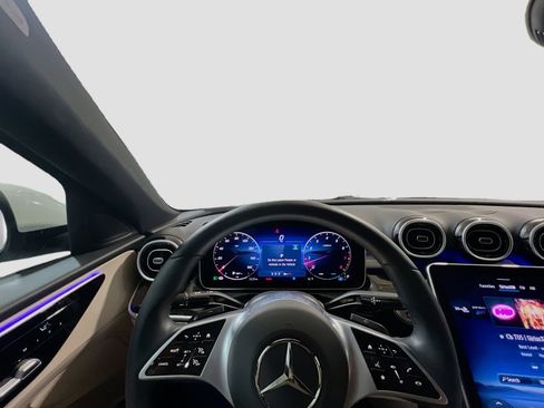 Used 2025 Mercedes-Benz C 300 Sedan image 7