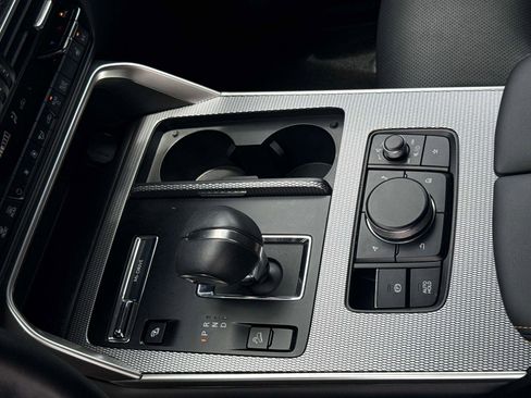 Certified 2024 MAZDA CX-90 Plug-In Hybrid w/ Preferred AWD/4WD image 28