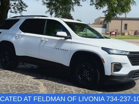 Used 2023 Chevrolet Traverse LT w/ Midnight/Sport Edition AWD/4WD image 2