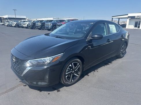 Used 2024 Nissan Sentra SV image 7