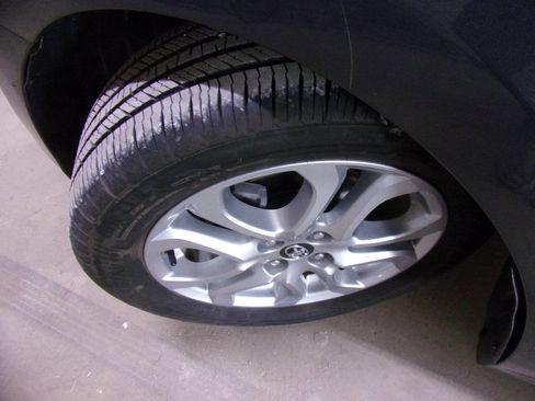 Used 2018 Toyota Yaris iA image 4