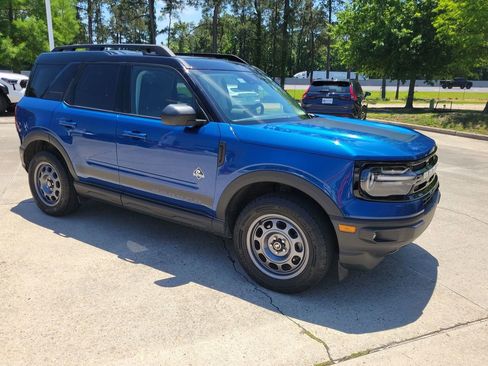 Used 2024 Ford Bronco Sport Outer Banks AWD/4WD image 9
