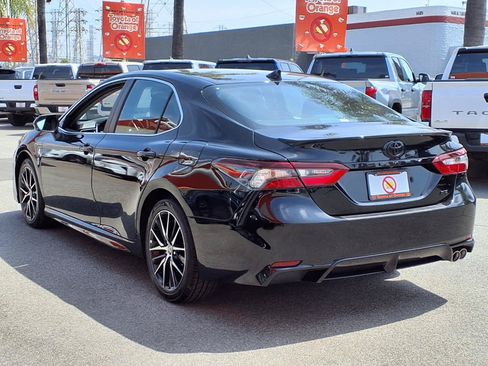 Certified 2024 Toyota Camry SE FWD image 4