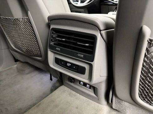 Used 2021 Audi Q7 3.0T Premium Plus AWD/4WD image 36