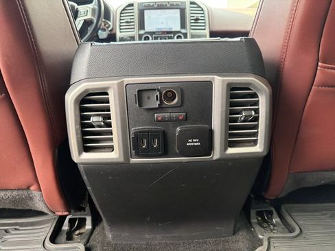 Used 2018 Ford F150 Platinum w/ Equipment Group 701A Luxury AWD/4WD image 24