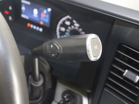 Used 2023 Ford F350 XLT image 7