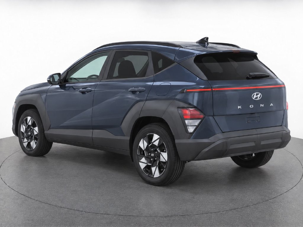 Used 2024 Hyundai Kona SEL AWD/4WD image 3