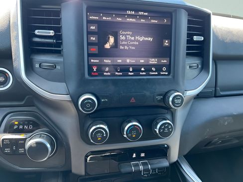 Used 2019 RAM 1500 Big Horn AWD/4WD image 13
