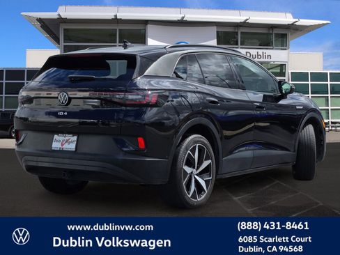 Used 2023 Volkswagen ID.4 Pro S image 4