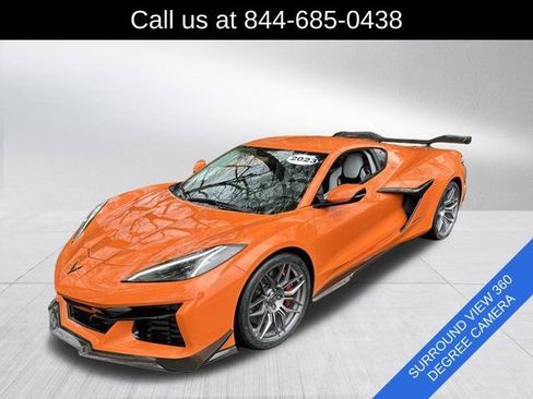 Used 2023 Chevrolet Corvette Z06 w/ Z07 Performance Package image 4